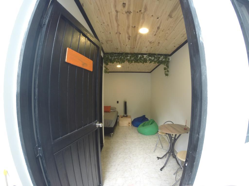 Blackpine Hostel Medellín Dış mekan fotoğraf