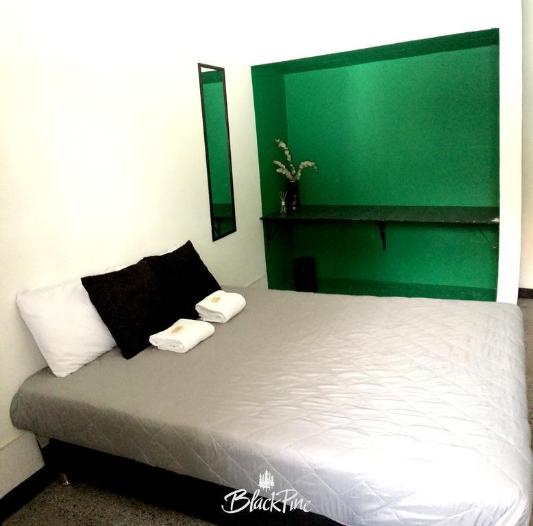 Blackpine Hostel Medellín Dış mekan fotoğraf