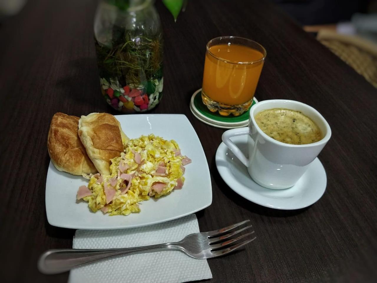 Blackpine Hostel Medellín Dış mekan fotoğraf